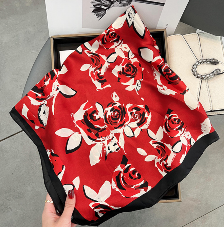 Rosina Foulard (100% Seta - 68cm)
