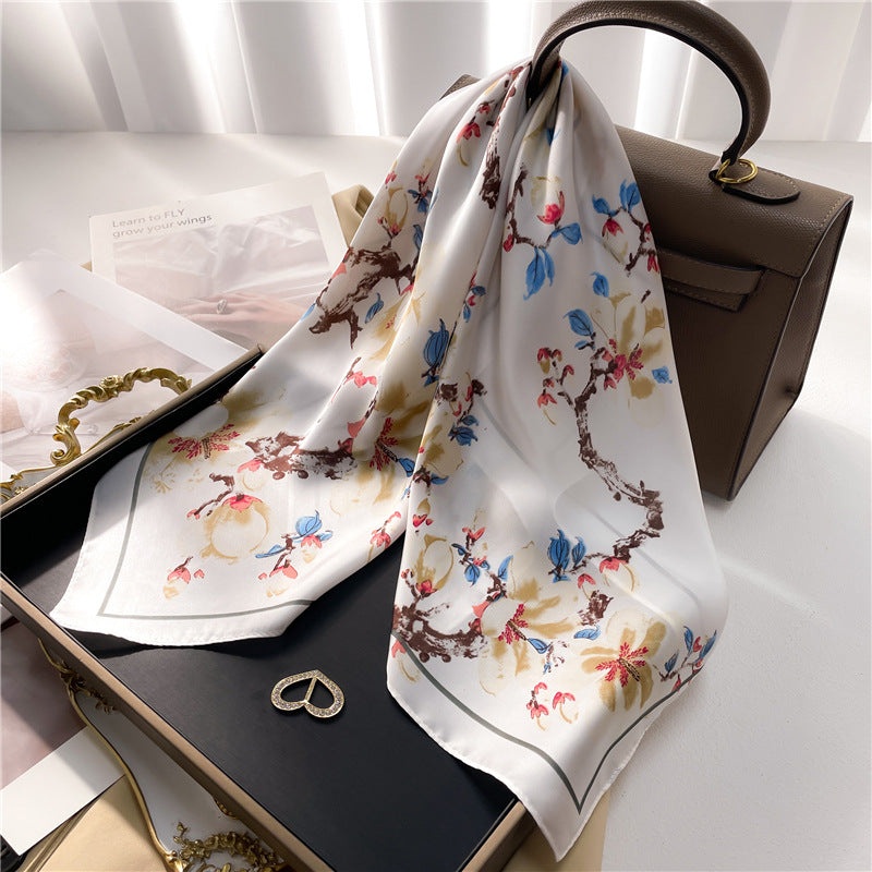 Yana Foulard (100 % silke - 68 cm)