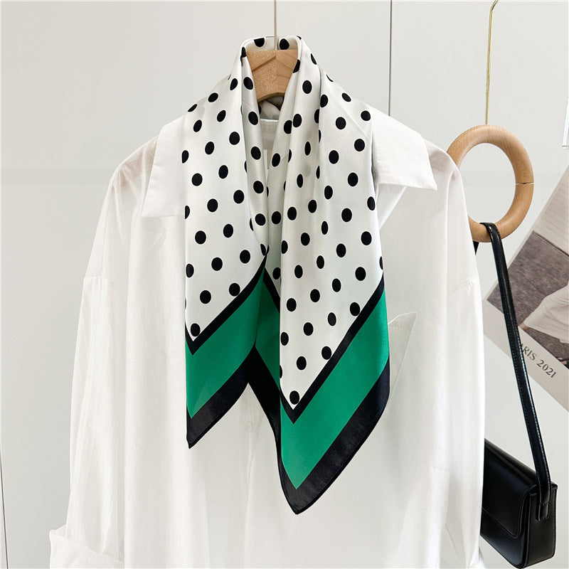 Erika Foulard (100% Seta - 70cm)