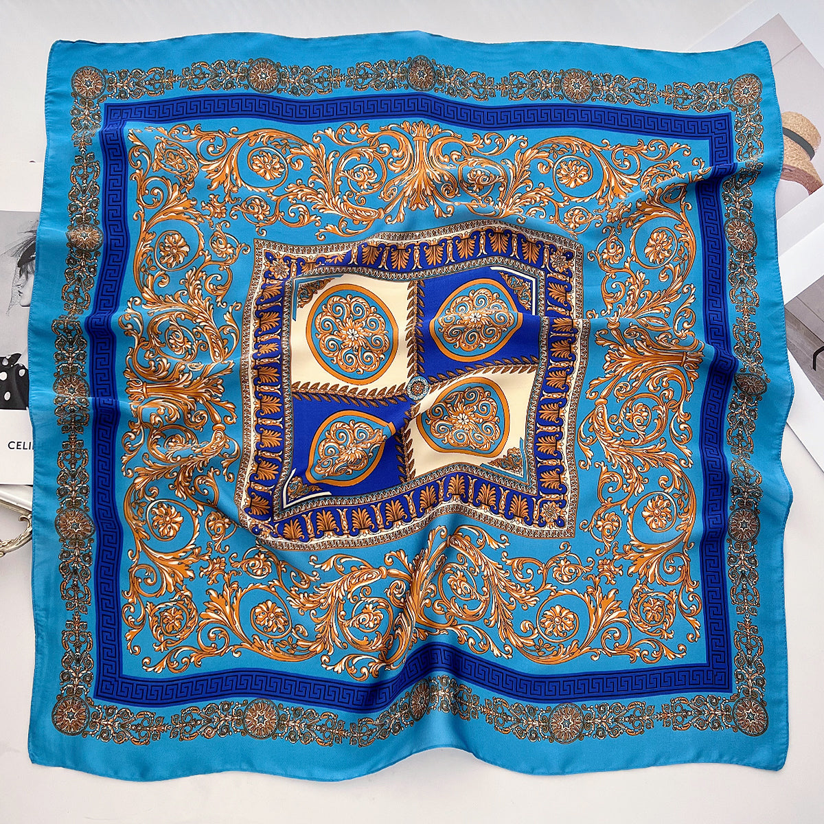 Servilia Foulard (100% Seta - 70cm)