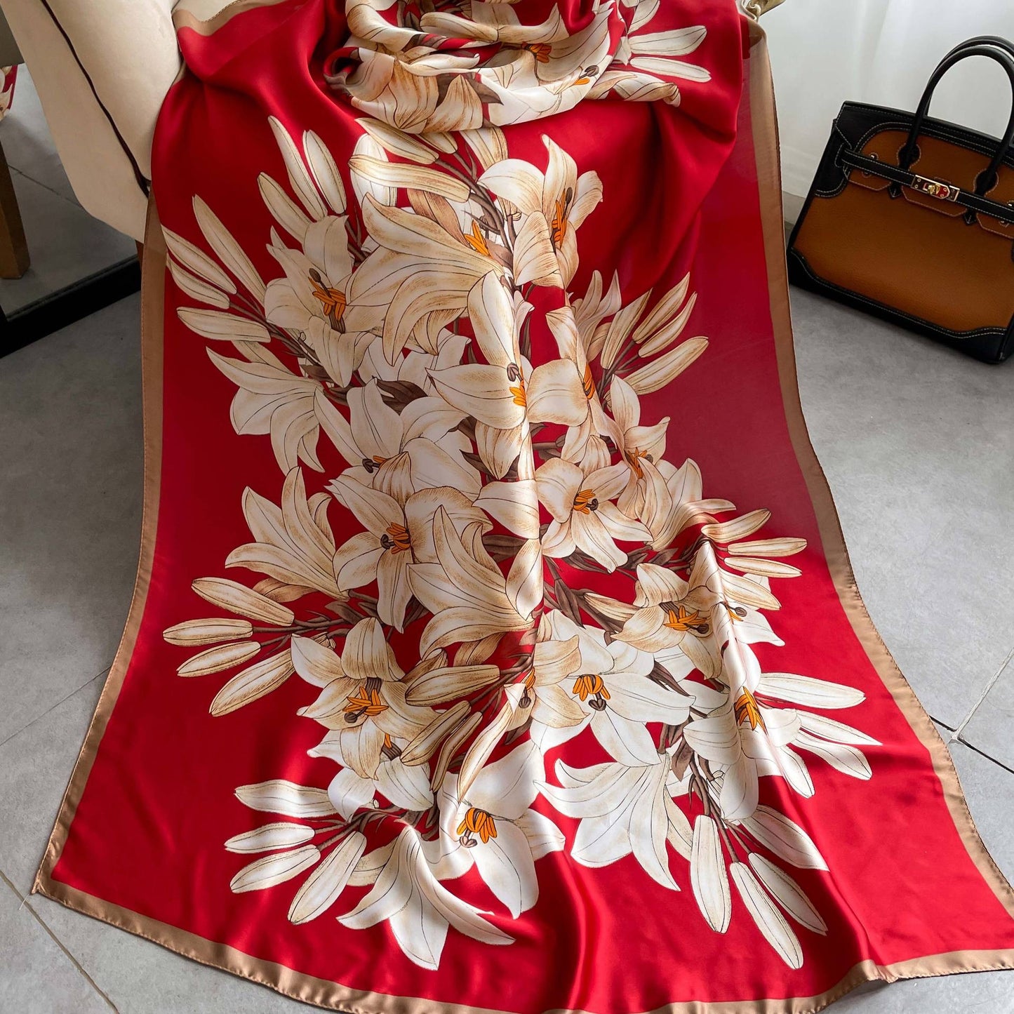 Amélie Foulard (175cm - 100% Seda)
