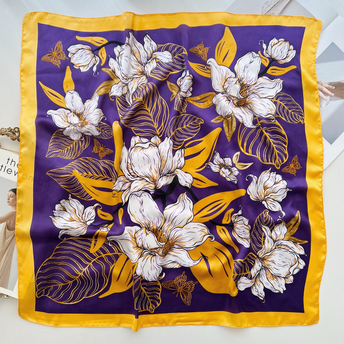 Viola Foulard (100% Seta - 68cm)