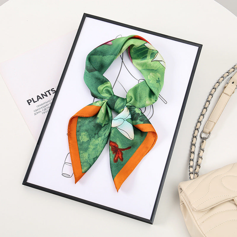 Milly Foulard (100% Seda - 68cm)