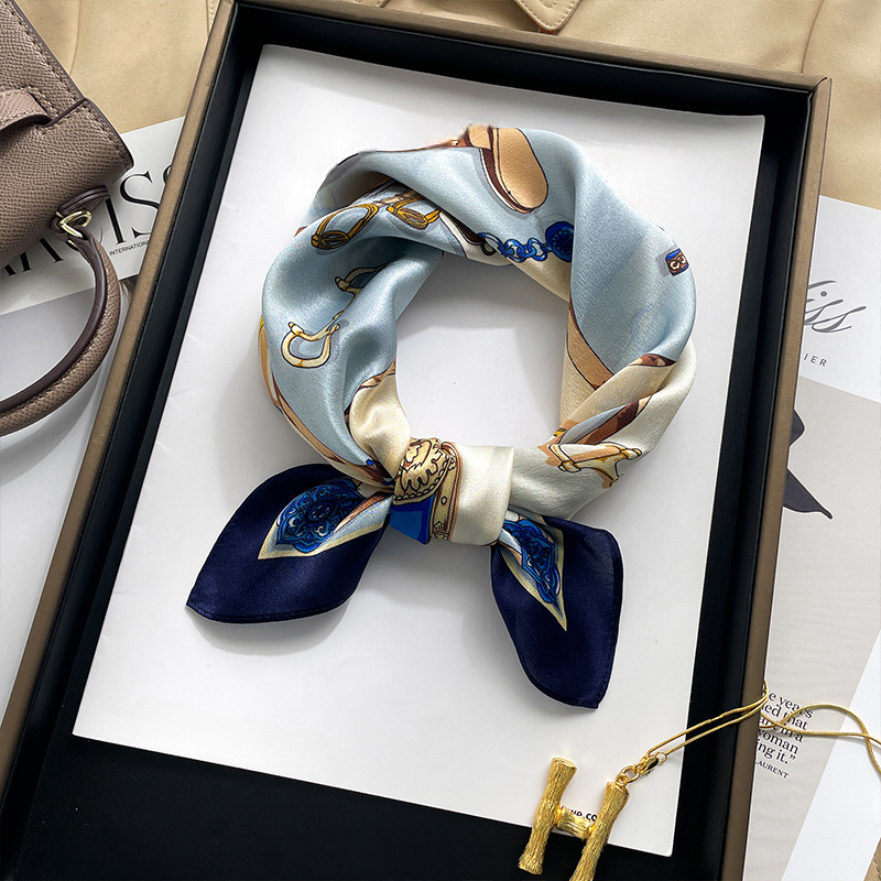 Sara Foulard (100% Seta - 53cm)