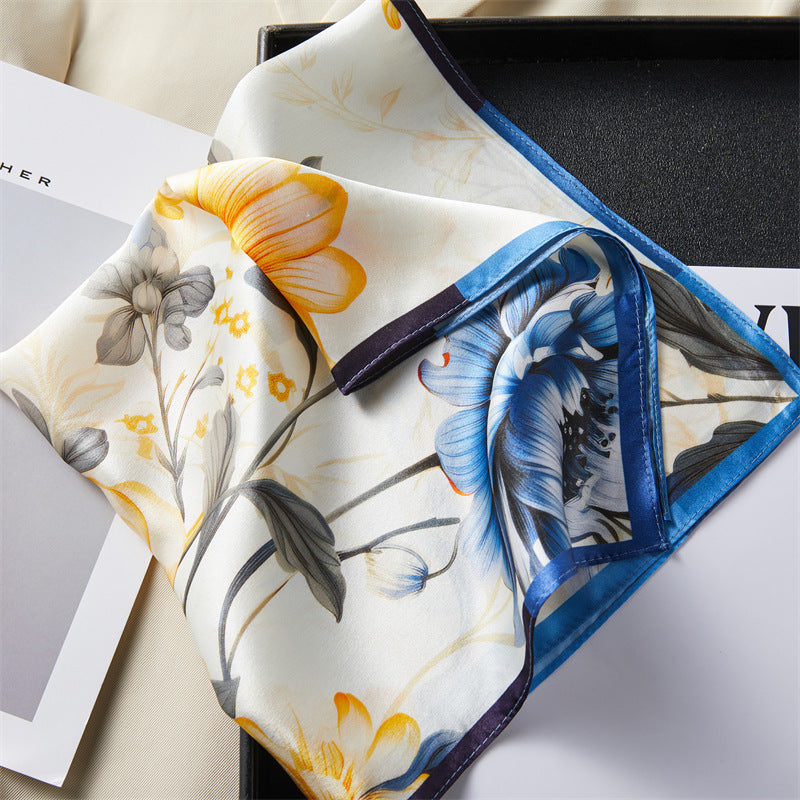 Yuki Foulard (100% Seta - 53cm)