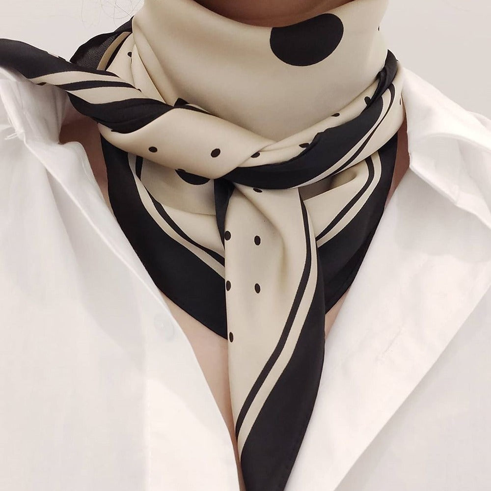 Liza Foulard (100 % silke - 70 cm)