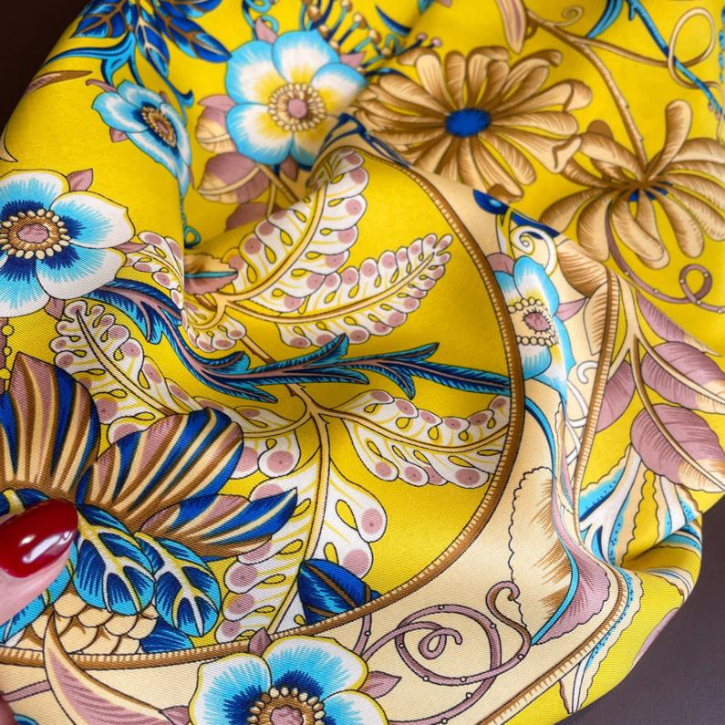 Claudiette Foulard (88cm - 100% Seta)