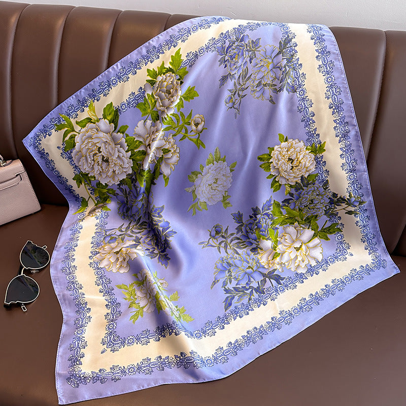 Lily Foulard (100% Seta - 68cm)