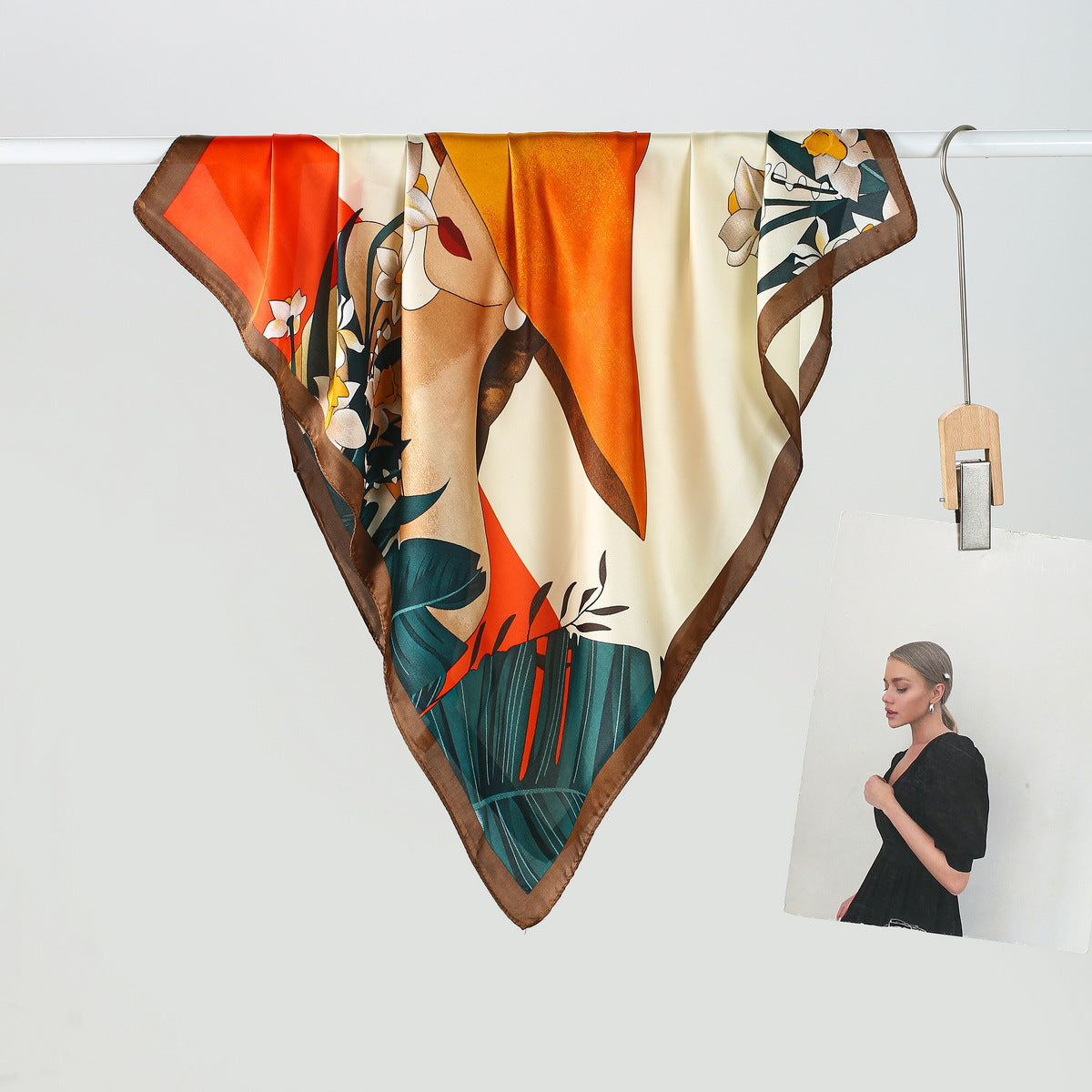 Carmela Foulard (100% Zijde- 68cm)