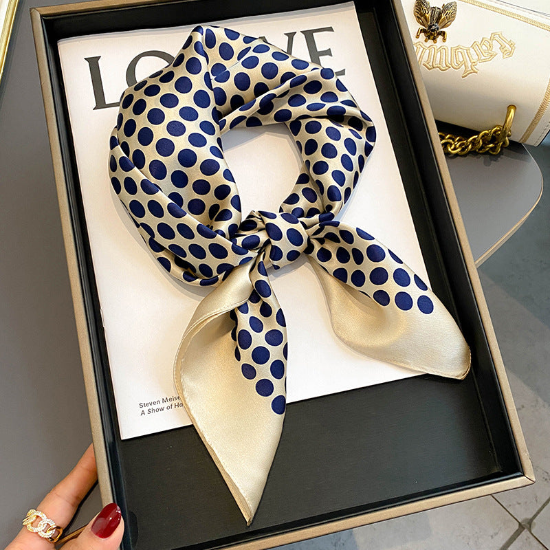 Assia Foulard (100% Seta - 68cm)