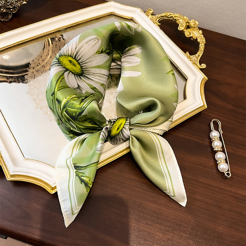 Cristina Foulard (100% Zijde- 53cm)