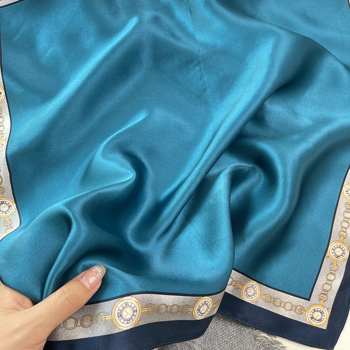 Aria Foulard (100% Seta - 53cm)