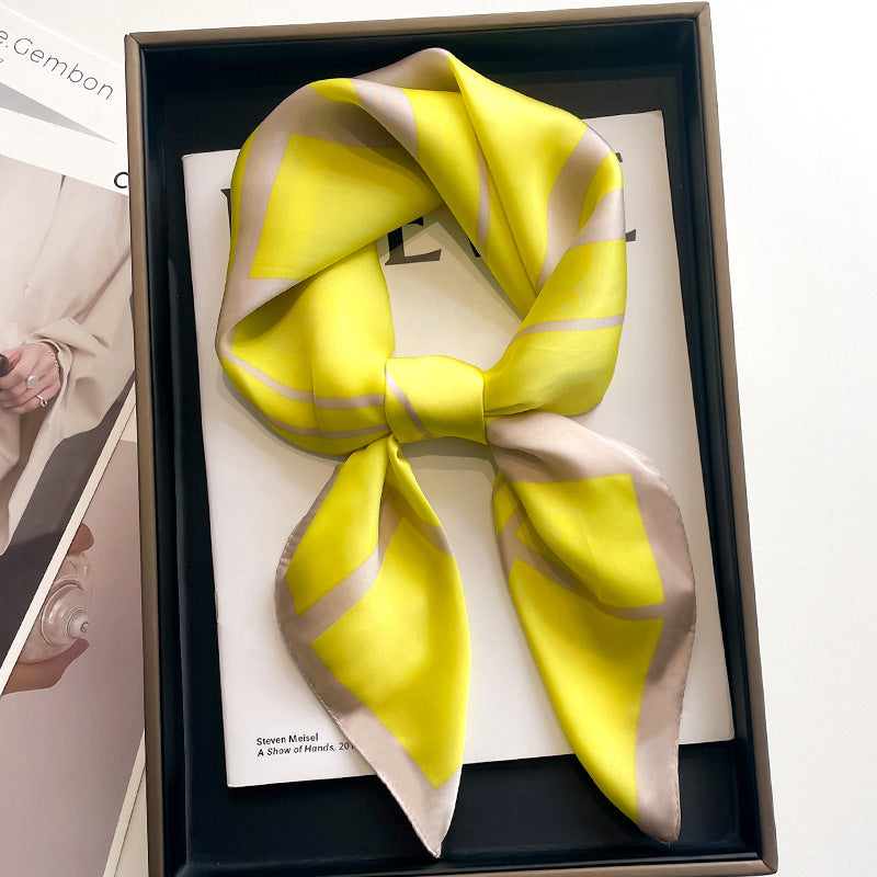 Tina Foulard (100% Seta - 68cm)