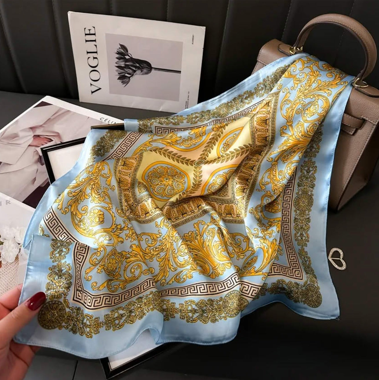 Skylar Foulard (100% Seta - 68cm)