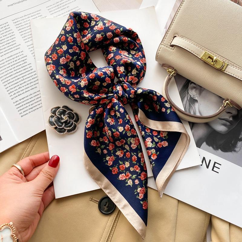 Rosita Foulard (100% Seta - 68cm)