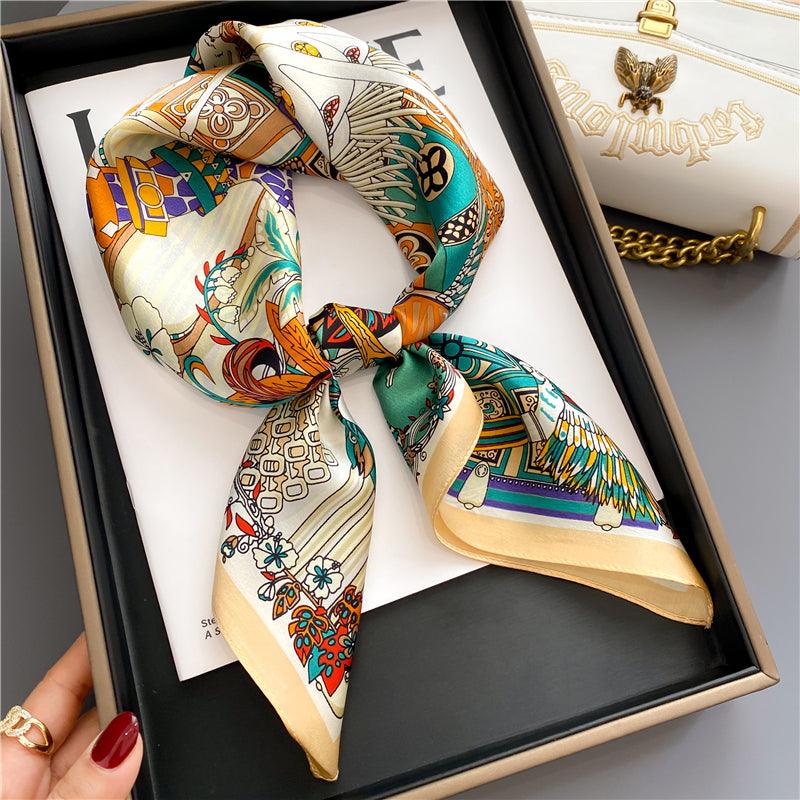 Serena Foulard (100% Seda - 68cm)