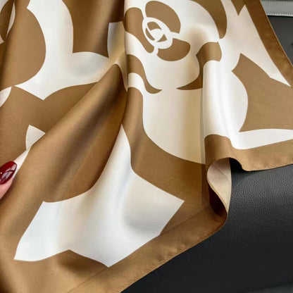 Giulia Foulard (88cm - 100% Silk)