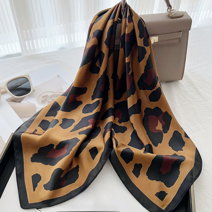 Mini Leo Foulard (100% Silk - 53cm)
