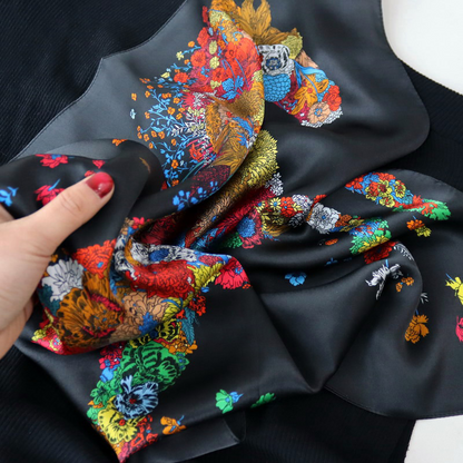 Helvira Foulard (100% Zijde - 68cm)