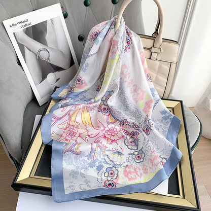 Grace Foulard (100% Silke - 68cm)