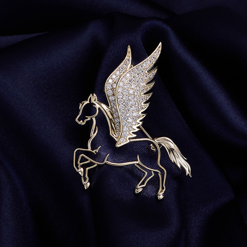 Gold Pegasus winged horse brooch