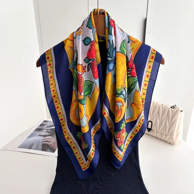Positano Foulard (100% Silke- 68cm)