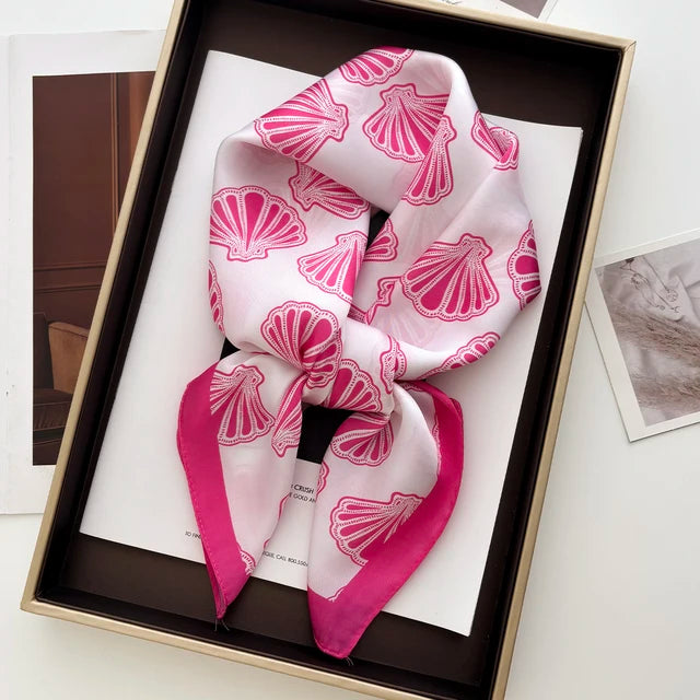 Irene Foulard (100% Silke - 68cm)