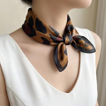 Mini Leo Foulard (100% Silk - 53cm)