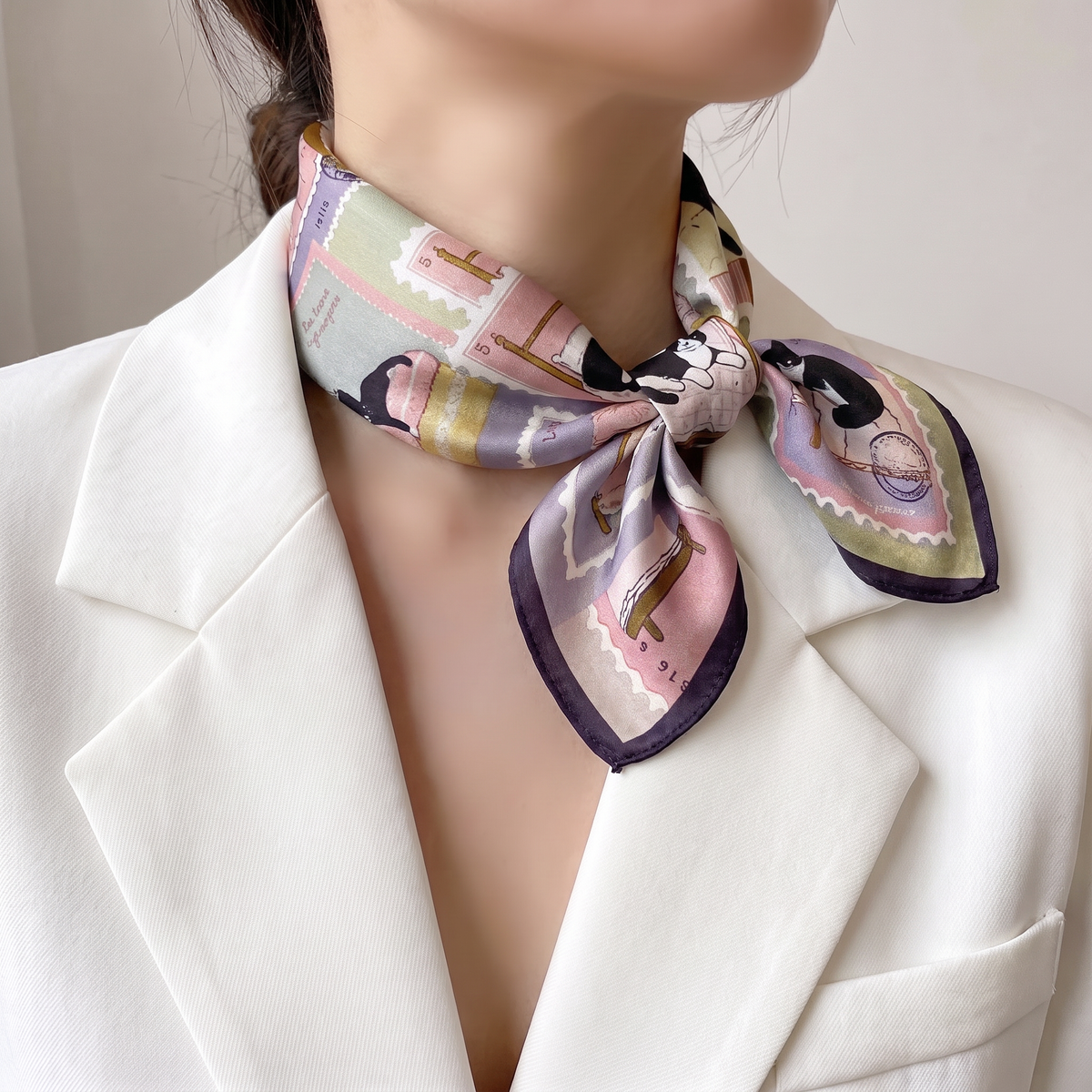 Catty Foulard (100% Seta - 53cm)